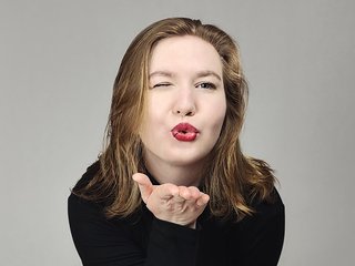 Eroottinen videokeskustelu LaraAngel