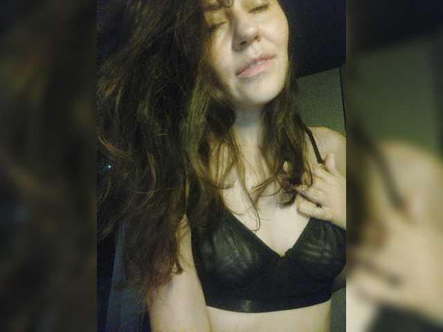 Lähettää kuvakaappauksia Larianna