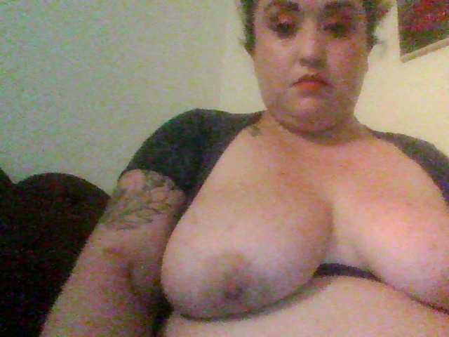 Kuvat ChefCakes505 Daddy come punish your dirty little whore!! @badgirl. I want to be your dirty little cum slut!
