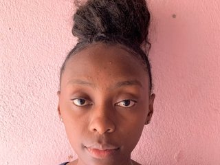 Eroottinen videokeskustelu LatishaForYou