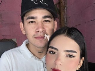 Eroottinen videokeskustelu LauraAndKevin