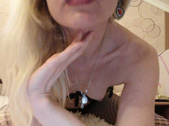 Lähettää kuvakaappauksia LauraLeight