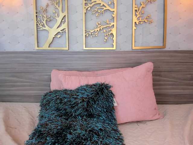 Lähettää kuvakaappauksia LaurenCamilaa