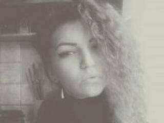 Eroottinen videokeskustelu lavrina