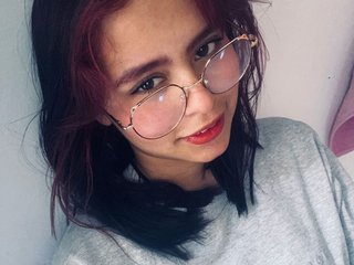 Eroottinen videokeskustelu Layla-white