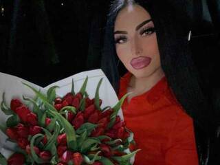 Eroottinen videokeskustelu LaylaJade