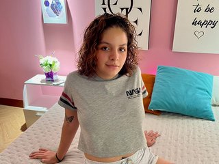 Eroottinen videokeskustelu LayylaMoon