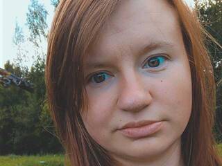 Eroottinen videokeskustelu Leenakene