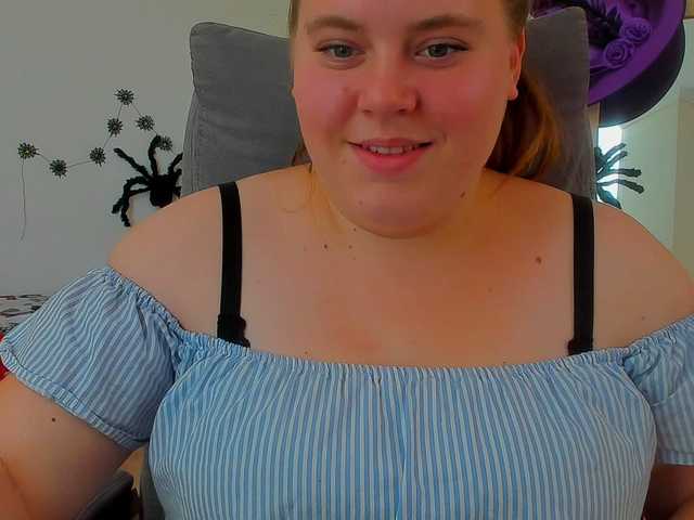 Lähettää kuvakaappauksia Leilia