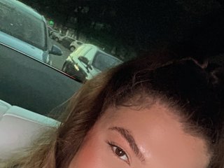 Eroottinen videokeskustelu Leslie08