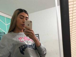 Eroottinen videokeskustelu LexaRoss