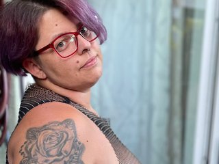 Eroottinen videokeskustelu Lexi35