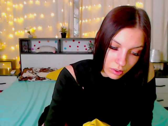 Kuvat LexyWave Its getting cold darling, save me with your warmth♥♥♥ Fav tips 8 18 100 666 #cum #brunette #bigass #smalltits #cute #lovense #lush