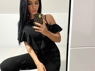 Eroottinen videokeskustelu LeyaCass