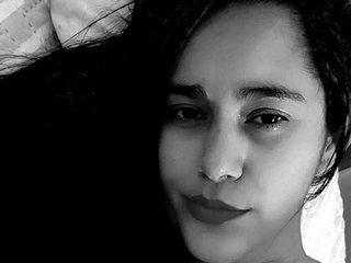 Eroottinen videokeskustelu Liahra