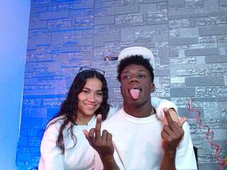 Eroottinen videokeskustelu LicethYoimarr