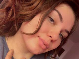 Eroottinen videokeskustelu LidaXLoves