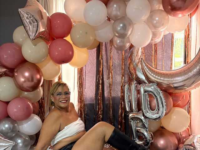 Kuva profiilista Lili-hung1