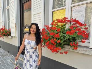 Eroottinen videokeskustelu Liliana99