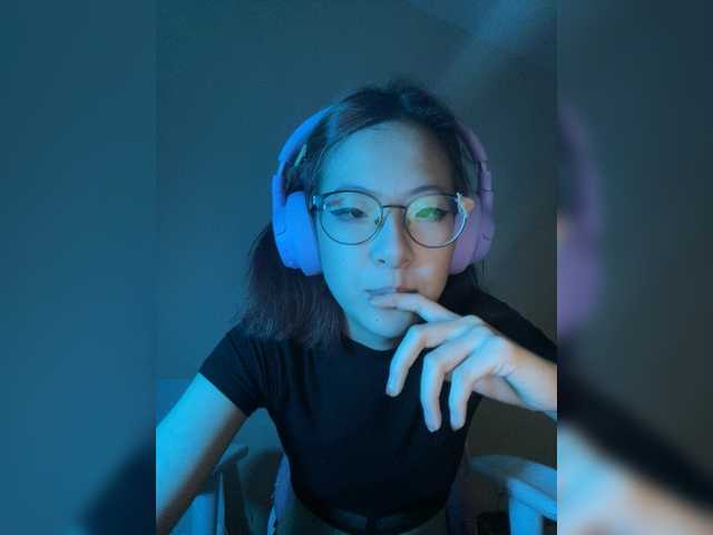 Lähettää kuvakaappauksia LilithSiren