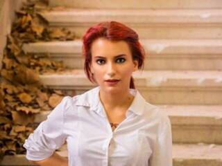 Eroottinen videokeskustelu LillianWoolf