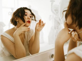 Eroottinen videokeskustelu Lilly-Cherry