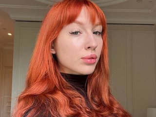 Eroottinen videokeskustelu LillyMays