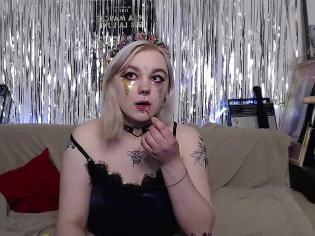 Kuvat LilPinky Hey hey sweets Welcome to Punk Girl's sexy show ! Let's have a lot of fun! my insta: cute_pinky666