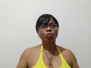 Eroottinen videokeskustelu LilyBarri