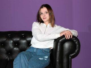 Eroottinen videokeskustelu LinaGlow