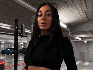 Eroottinen videokeskustelu LinaKissMe