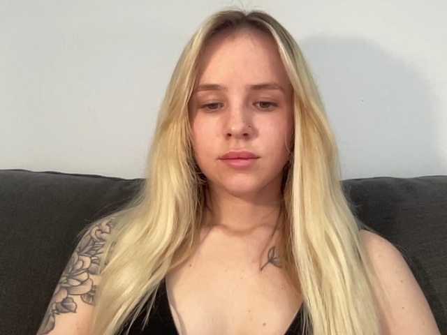 Lähettää kuvakaappauksia LindseyPower