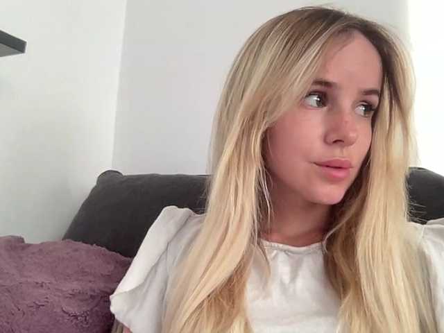 Lähettää kuvakaappauksia LindseyPower