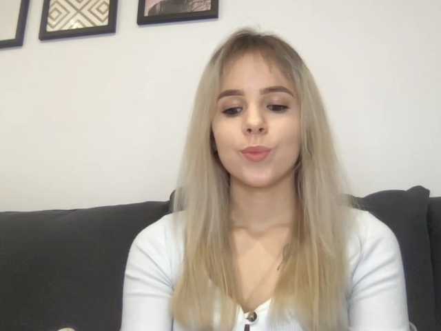 Lähettää kuvakaappauksia LindseyPower