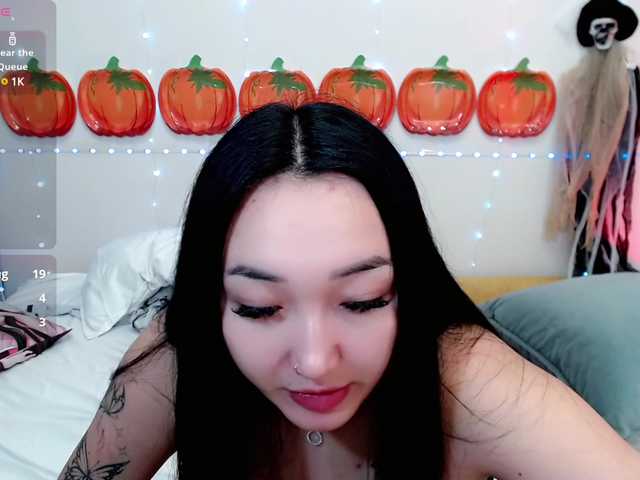 Kuvat Lioriio Sweet Asian Hentay Girl looking for a man who can please me ^^ Im sure that i know how to make u cum