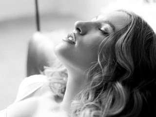 Eroottinen videokeskustelu LisaFoxy