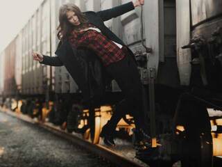 Eroottinen videokeskustelu LisaButler