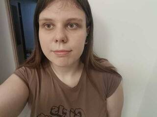 Eroottinen videokeskustelu lisaLOVE1