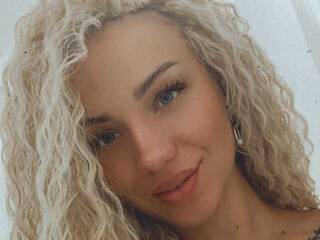 Eroottinen videokeskustelu Lisandra95