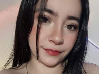 Eroottinen videokeskustelu LitleMily