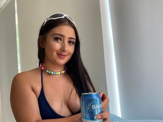 Eroottinen videokeskustelu littlealejandra