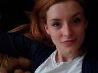 Eroottinen videokeskustelu littlemarry