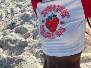 Eroottinen videokeskustelu LittleMisscharming