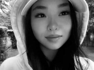 Eroottinen videokeskustelu LittleSoMing