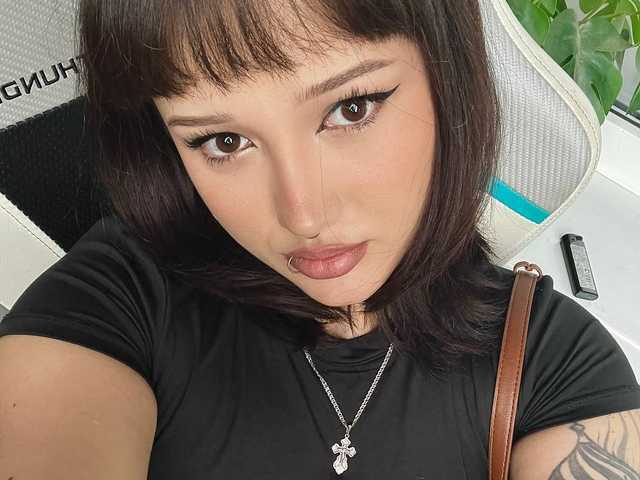 Kuva profiilista littlewetgirl