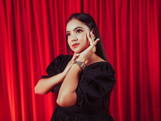 Eroottinen videokeskustelu LizzieHazzard