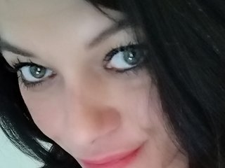 Eroottinen videokeskustelu Lois-Lorrie