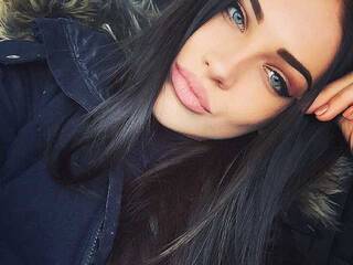 Eroottinen videokeskustelu Lol27722772