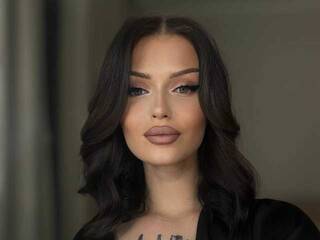 Eroottinen videokeskustelu LolaFever