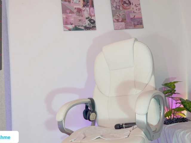 Lähettää kuvakaappauksia LolaLushme